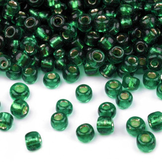 Glass seed beads 6/0 with 4mm extension (10 grams) - Color: green