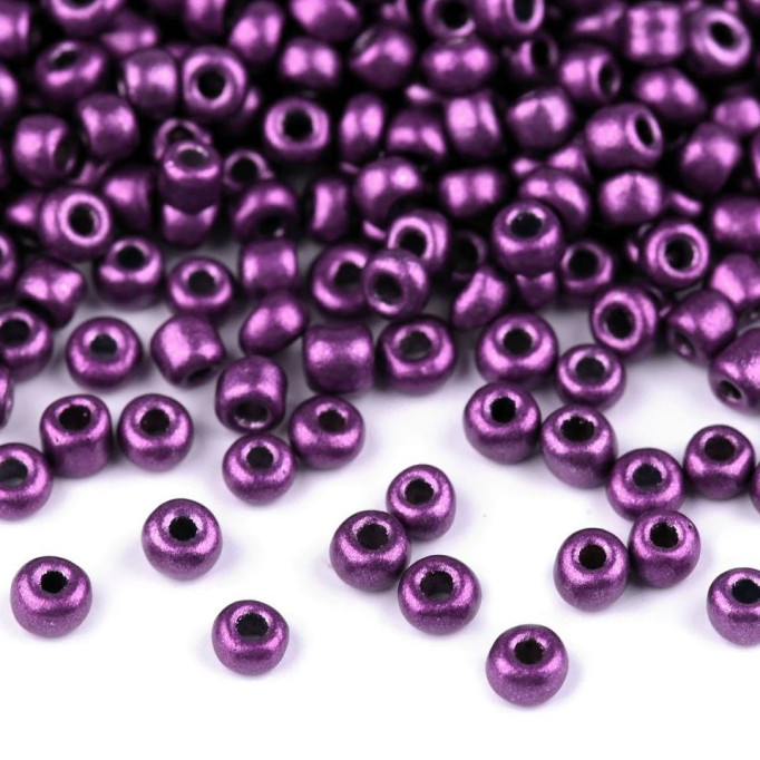 Seed beads 8/0 - 3 mm metallic, opaque (10 grams) - Color: violet