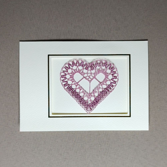 Paspartová karta s obálkou - 14,8 x 10,5 cm - farba: krémová / obdĺžnikový výrez